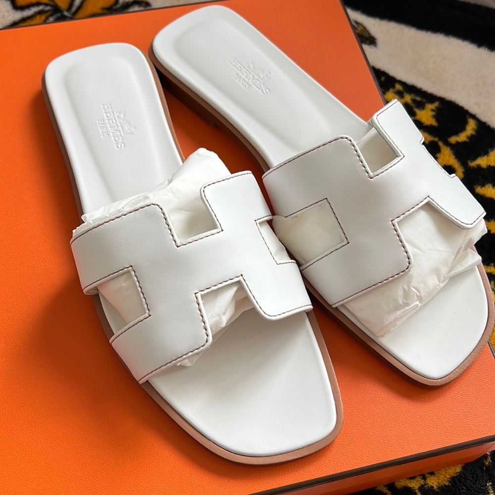 Brand new hermes blanc white Oran 37.5